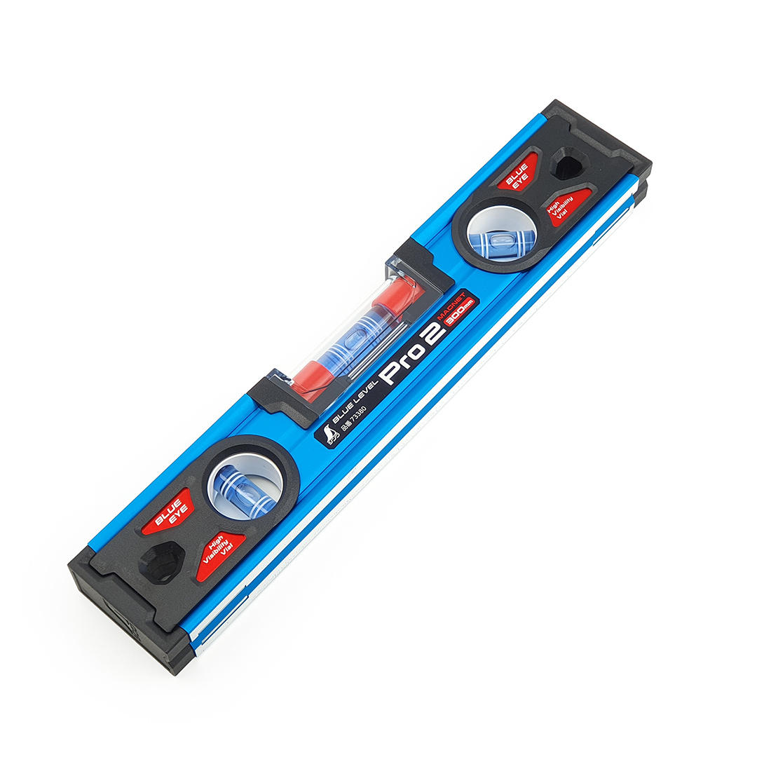 Japonská magnetická vodováha SHINWA Blue Level Pro 2 – 300 mm