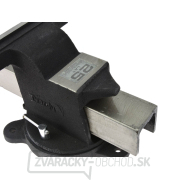 Profesionálny zverák 8