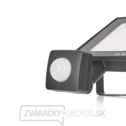 LED reflektor 30W s detektorom pohybu - studená biela 6500K (40) náhled