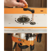 Horná frézka CMT 8E 1000 W, klieština 8 a 12mm Horná frézka CMT 8E 1000 W, klieština 8 a 12mm náhled