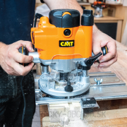 Horná frézka CMT 8E 1000 W, klieština 8 a 12mm Horná frézka CMT 8E 1000 W, klieština 8 a 12mm náhled