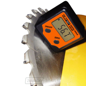 CMT Digitálny uhlomer - +/- 180°, rozlíšenie na 0,1° CMT Digitálny uhlomer - +/- 180°, rozlíšenie na 0,1° gallery main image