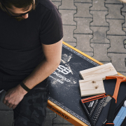 Multifunkčný skladací stôl a plošina STRONGBOLD StrongBench B910 Multifunkčný skladací stôl a plošina STRONGBOLD StrongBench B910 náhled