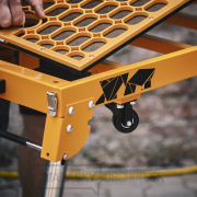 Multifunkčný skladací stôl a plošina STRONGBOLD StrongBench B910 Multifunkčný skladací stôl a plošina STRONGBOLD StrongBench B910 náhled