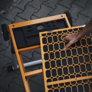 Multifunkčný skladací stôl a plošina STRONGBOLD StrongBench B910 náhled