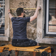 Multifunkčný skladací stôl a plošina STRONGBOLD StrongBench B910 náhled