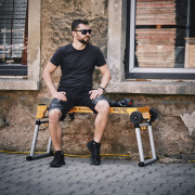 Multifunkčný skladací stôl a plošina STRONGBOLD StrongBench B910 náhled