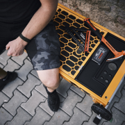 Multifunkčný skladací stôl a plošina STRONGBOLD StrongBench B910 náhled