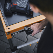 Multifunkčný skladací stôl a plošina STRONGBOLD StrongBench B910 náhled