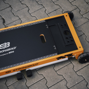 Multifunkčný skladací stôl a plošina STRONGBOLD StrongBench B910 náhled