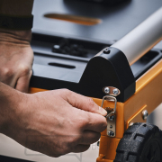 Stojan STRONGBOLD StrongRail B920 pre pokosovú pílu Stojan STRONGBOLD StrongRail B920 pre pokosovú pílu náhled