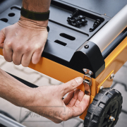 Stojan STRONGBOLD StrongRail B920 pre pokosovú pílu Stojan STRONGBOLD StrongRail B920 pre pokosovú pílu náhled