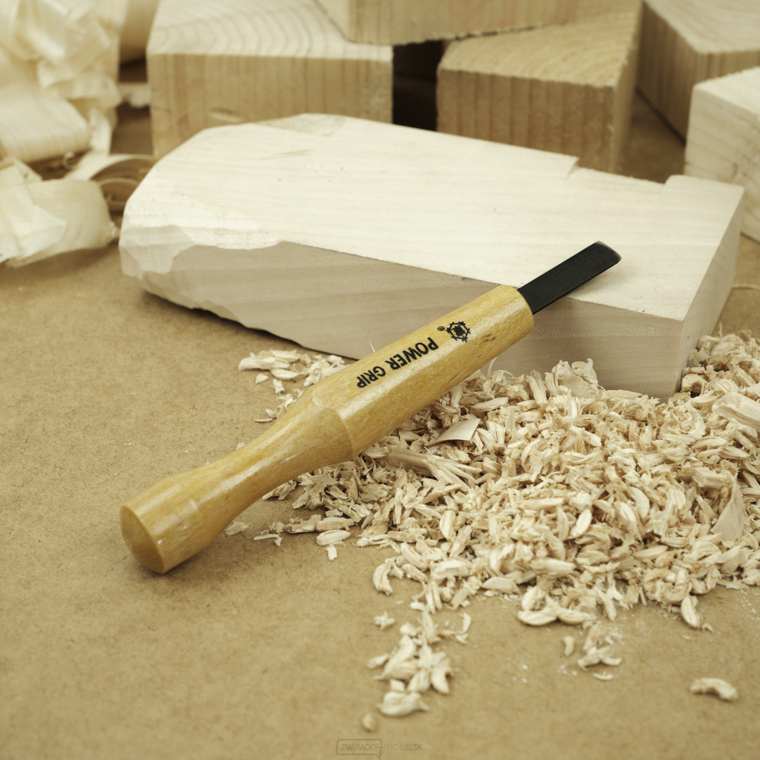 Japonské rezbárske mini-dláto MIKISYO Power Grip s plytkou U čepelí - 9 mm