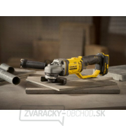 Aku uhlová brúska V20 18V bez batérie Stanley FatMax SFMCG300B náhled