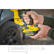 Ručný akumulátorový kompresor V20 18V bez batérie Stanley FatMax SFMCE521B náhled