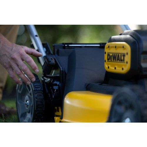 Akumulátorová kosačka s pojazdom 2x18V 2x8,0Ah DeWALT DCMWSP156W2 Náhľad