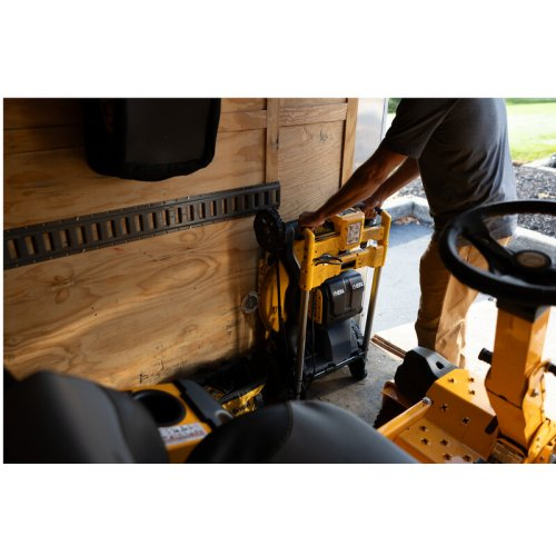 Akumulátorová kosačka s pojazdom 2x18V 2x8,0Ah DeWALT DCMWSP156W2 Náhľad