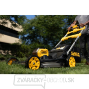 Akumulátorová kosačka 54V bez batérie DeWALT DCMWSP550N náhled