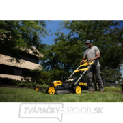 Akumulátorová kosačka 54V bez batérie DeWALT DCMWSP550N náhled