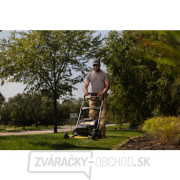 Akumulátorová kosačka 2x18V bez batérie DeWALT DCMWP134N náhled