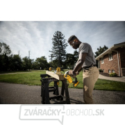 Akumulátorová vyvetvovacia píla 20cm 18V 1x5,0Ah DeWALT DCMPS520P1 Akumulátorová vyvetvovacia píla 20cm 18V 1x5,0Ah DeWALT DCMPS520P1 náhled