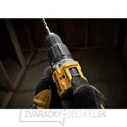 Akumulátorová príklepová vŕtačka XR Li-Ion 18V/2x5,0Ah k 100. výročiu DeWALT DCD100YP2T Akumulátorová príklepová vŕtačka XR Li-Ion 18V/2x5,0Ah k 100. výročiu DeWALT DCD100YP2T náhled
