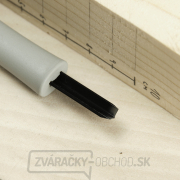 Japonské rezbárske mini-dláto MARUICHI s V čepeľou - 4,5 mm Japonské rezbárske mini-dláto MARUICHI s V čepeľou - 4,5 mm náhled