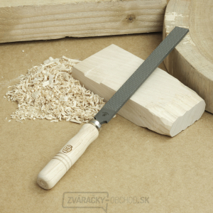 Japonská plochá rašpľa TSUBOSAN ME-1 s drevenou rukoväťou Japonská plochá rašpľa TSUBOSAN ME-1 s drevenou rukoväťou gallery main image
