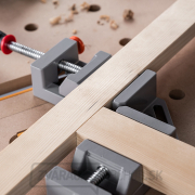 Rohová stolárska svorka TOOLCREST 90 ° - rozpätie až 6,2 cm Rohová stolárska svorka TOOLCREST 90 ° - rozpätie až 6,2 cm náhled