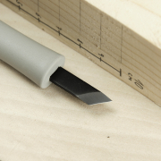 Japonské rezbárske mini-dláto MARUICHI so šikmou čepeľou - 7,5 mm náhled