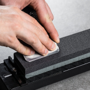 Japonský vodný brúsny kameň KINRYOMA - zrnitosť 120 a 220 Japonský vodný brúsny kameň KINRYOMA - zrnitosť 120 a 220 náhled