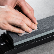 Japonský vodný brúsny kameň E-VALUE - zrnitosť 120 a 220 náhled