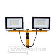 2x100W LED svetlomet s teleskopickým konštrukčným stojanom a káblom - studená biela farba 6500K (1) náhled