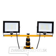 2x50W LED svetlomet s teleskopickým konštrukčným stojanom a káblom - studená biela farba 6500K (1) náhled