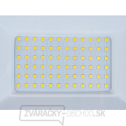 50W LED svetlomet s teleskopickým stojanom a káblom - studená biela farba 6500K (1) 50W LED svetlomet s teleskopickým stojanom a káblom - studená biela farba 6500K (1) náhled