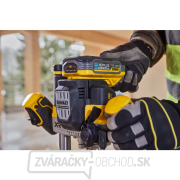 Horná frézka 18V DeWALT DCW620NT 12mm bez aku, kufor Tstak Horná frézka 18V DeWALT DCW620NT 12mm bez aku, kufor Tstak náhled