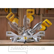 Pokosová píla 254 mm 1800 W s posuvom Stanley SM1800 náhled