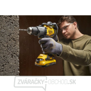 Akumulátorová vŕtačka s príklepovým vŕtačom V20 18V 2x2,0Ah Stanley FatMax SFMCD726D2K náhled