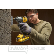 Akumulátorový rázový uťahovač V20 18V 2x2,0Ah Stanley FatMax SFMCF830D2K náhled