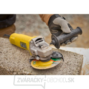 Uhlová brúska 600 W Fatmax Stanley FMEG615 náhled