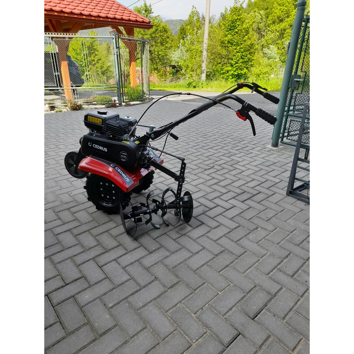 Kultivátor Hahn & Sohn Cedrus GL05 Náhľad
