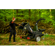 Hahn & Sohn Cedrus R13 - profesionálny prívesný drvič konárov s benzínovým motorom Loncin 18 kW náhled