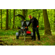 Hahn & Sohn Cedrus R13 - profesionálny prívesný drvič konárov s benzínovým motorom Loncin 18 kW náhled