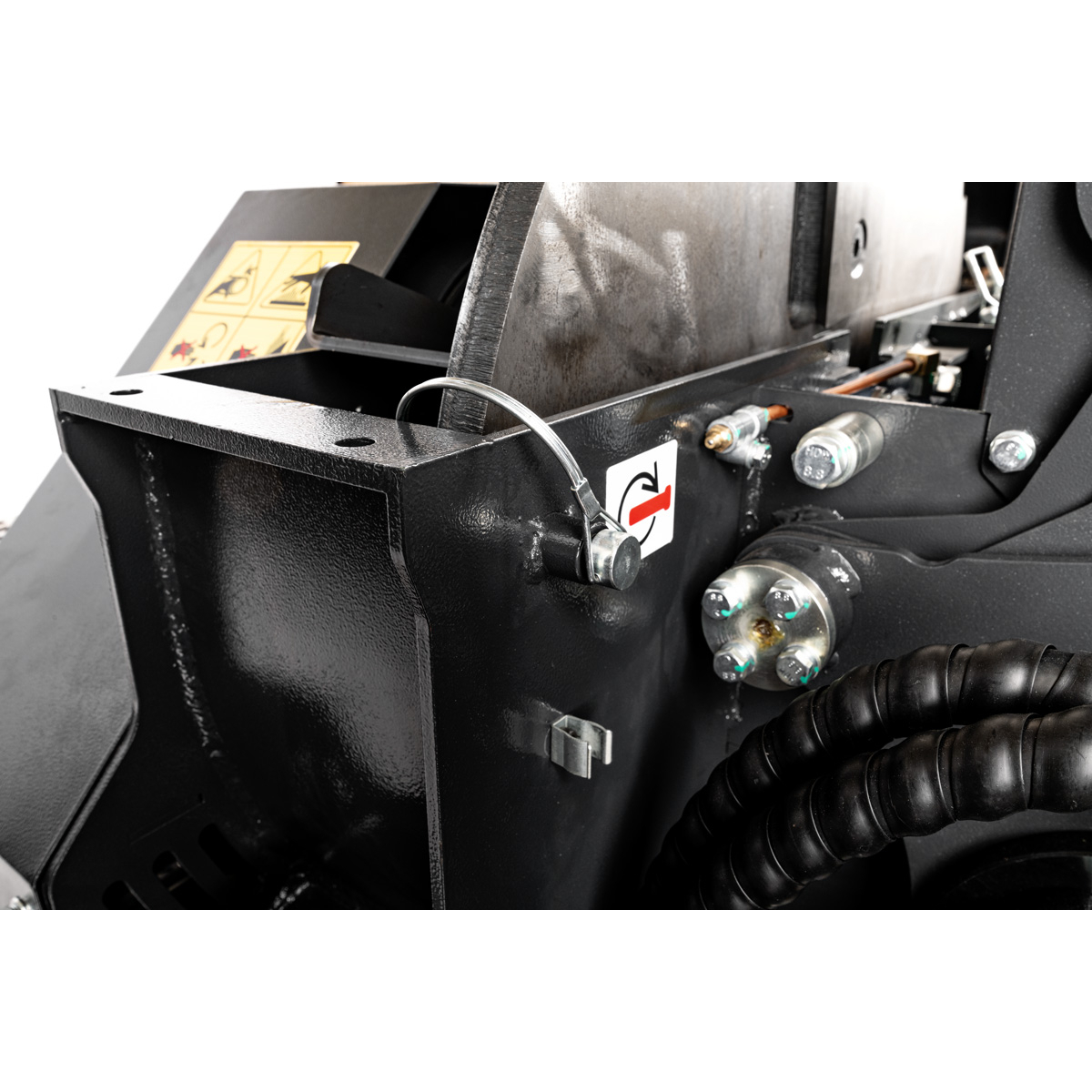 Hahn & Sohn Cedrus RBD16 - profesionálny bubnový drvič konárov s hydraulickým podávačom a prívesom kategórie B Náhľad
