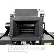 Hahn & Sohn Cedrus RBD16 - profesionálny bubnový drvič konárov s hydraulickým podávačom a prívesom kategórie B náhled