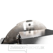 Hahn & Sohn Cedrus RBD16 - profesionálny bubnový drvič konárov s hydraulickým podávačom a prívesom kategórie B náhled