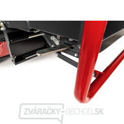 Hahn & Sohn Cedrus RBD16 - profesionálny bubnový drvič konárov s hydraulickým podávačom a prívesom kategórie B náhled