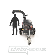 Hahn & Sohn Cedrus RBD16 - profesionálny bubnový drvič konárov s hydraulickým podávačom a prívesom kategórie B náhled