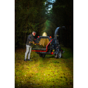 Hahn & Sohn Cedrus RBD16 - profesionálny bubnový drvič konárov s hydraulickým podávačom a prívesom kategórie B náhled