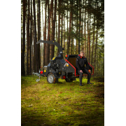 Hahn & Sohn Cedrus RBD16 - profesionálny bubnový drvič konárov s hydraulickým podávačom a prívesom kategórie B náhled